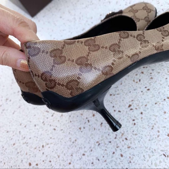 NIB Authentic Gucci Crystal GG Bow Front Mid Heel - Picture 6 of 8